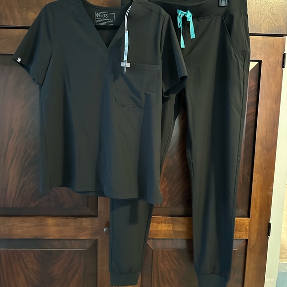 Figs black set - Picture 4 of 4